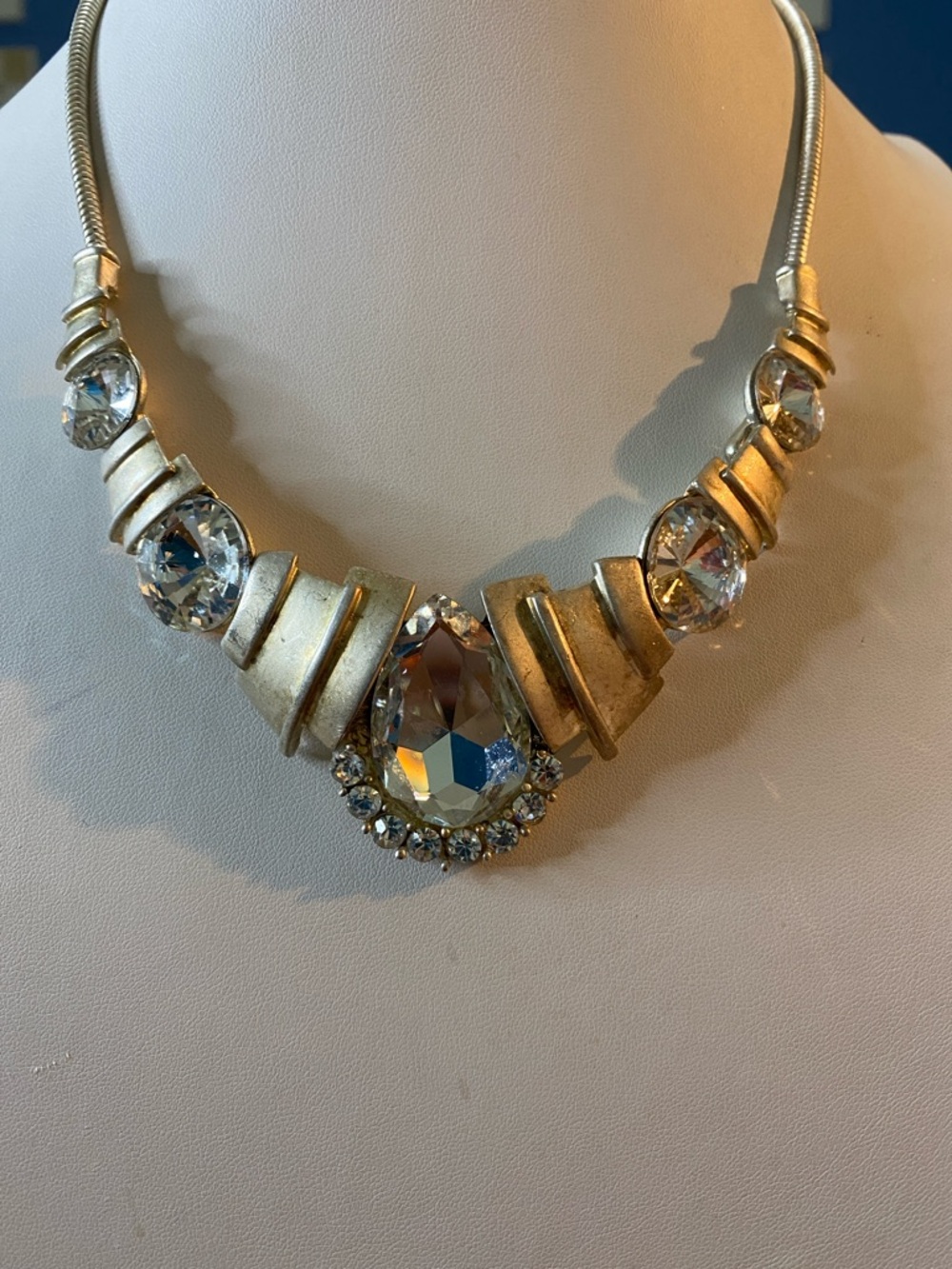 Silver Tone Crystal glass Statement Necklace - Woman Jewelry